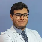 Imagen del Dr. Allan Argueta, anatomopatólogo de la Clínica Universidad de Navarra