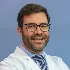 El Dr. Marc Vives es un reconocido especialista en Anestesiología en la Clínica Universidad de Navarra. Con una amplia experiencia en el manejo del dolor perioperatorio y en la administración de anestesia en pacientes de todas las edades y patologías, el Dr. Vives trabaja en equipo con otros especialistas en Anestesiología y con tecnología avanzada para garantizar la seguridad y el bienestar de nuestros pacientes durante todo el proceso quirúrgico.En la Clínica Universidad de Navarra, nos enfocamos en proporcionar un servicio personalizado y de alta calidad a aquellos que confían en nosotros para el manejo de su salud. Nuestros especialistas en Anestesiología tienen como objetivo principal controlar el dolor y la ansiedad de los pacientes durante los procedimientos quirúrgicos, así como garantizar que el paciente reciba una atención adecuada antes, durante y después de la cirugía.Si necesita más información sobre nuestros servicios de Anestesiología, no dude en ponerse en contacto con nosotros.