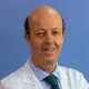 La imagen muestra al Dr. Felipe Prosper Cardoso, especialista en terapia celular de la Clínica Universidad de Navarra, con amplia experiencia en el campo.El Dr. Prosper es uno de los expertos líderes en el área de terapia celular en esta institución, reconocida por su trayectoria en investigación y aplicación de terapias innovadoras.Con una formación sólida en medicina regenerativa, el Dr. Prosper ha liderado investigaciones y aplicaciones clínicas de terapia celular para tratar diversas afecciones. Su experiencia ha sido reconocida a nivel internacional, y es un referente en la comunidad médica. Si busca un especialista de confianza en terapia celular, el Dr. Felipe Prosper Cardoso es la elección ideal.