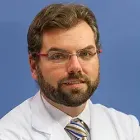 Imagen del Dr. Víctor Rodrigo Paradells, neurocirujano de la Clínica Universidad de Navarra
